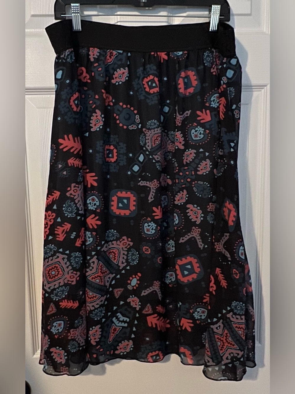 LuLaRoe Black Skirt with a Lining Coral & Teal Aztec Motif Women 2X EUC